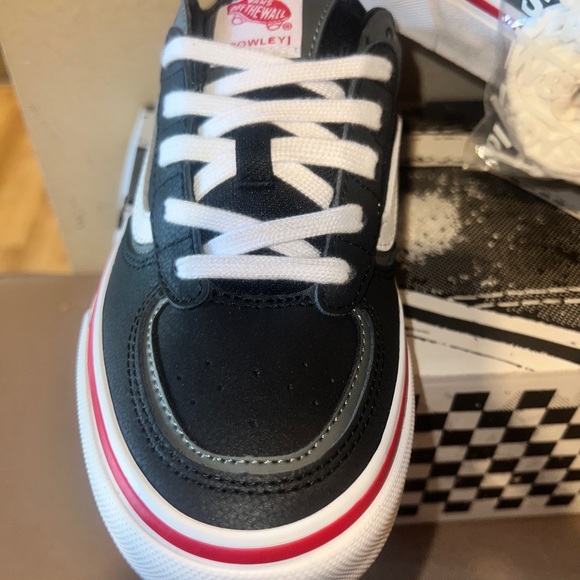 Vans Rowley sz 6.5 Men 8.0 Woman - Picture 2 of 10